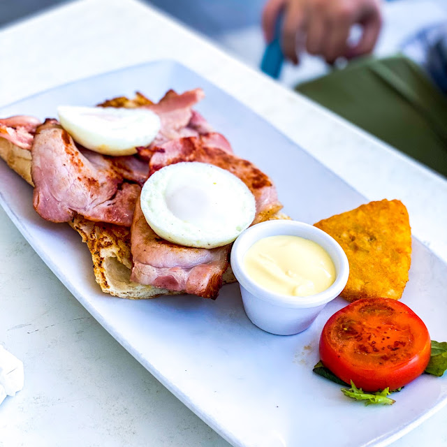 Egg Benedict