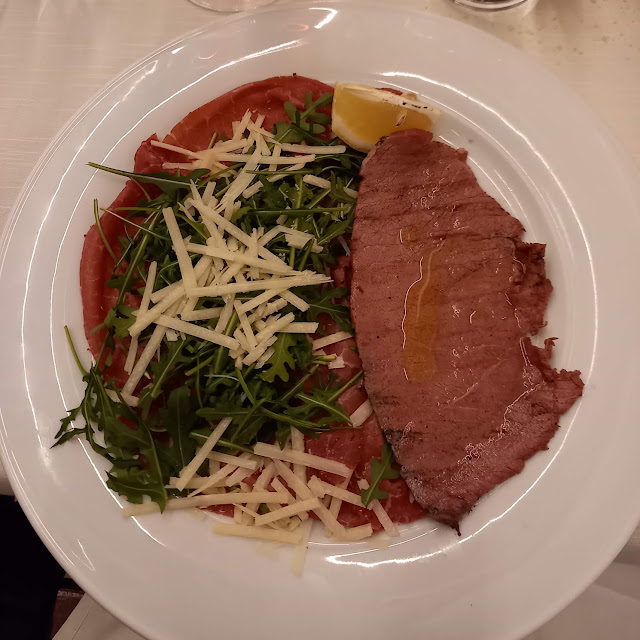 Carne Sala' Cotta E Cruda