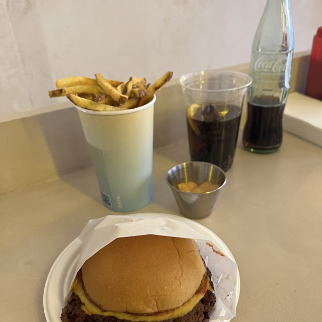 Pacifico Burger
