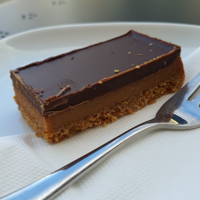 Caramel Slice