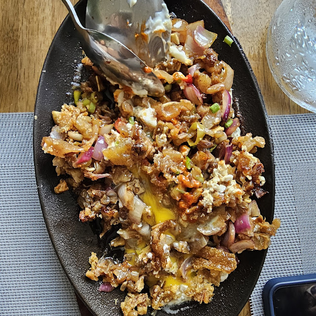 Tiyan Ng Bangus At Tofu Sisig