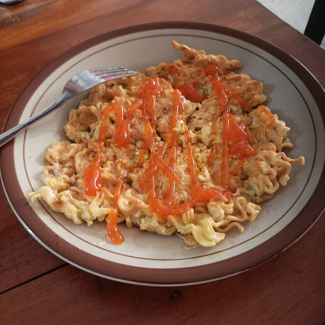 Omelete Martabak Mie