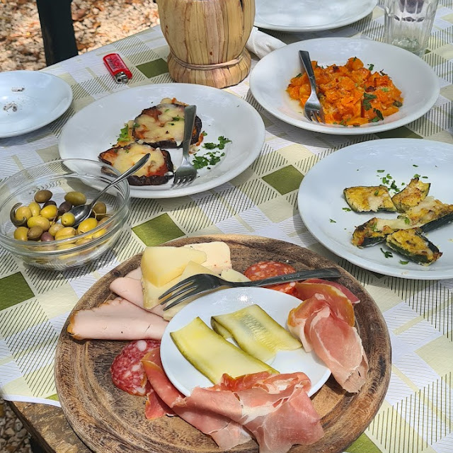 Pane E Vino