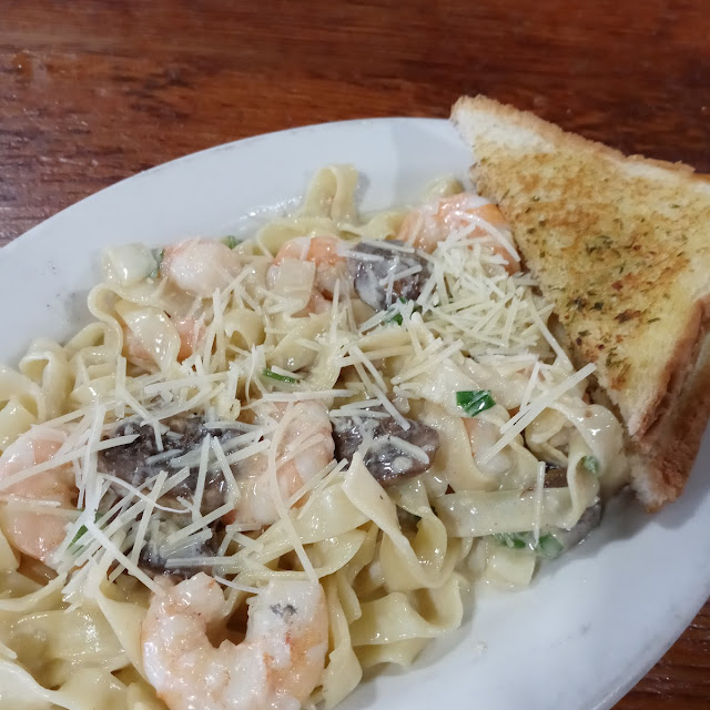 Shrimp Alfredo