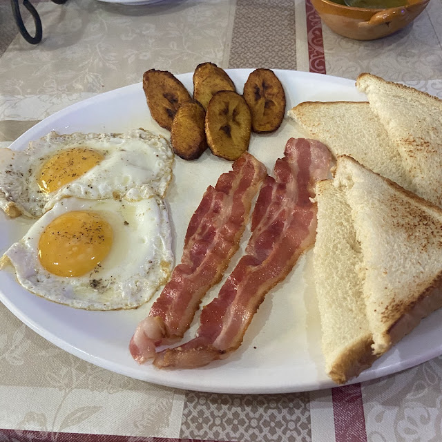 Bacon Eggs and Toast with Plantains