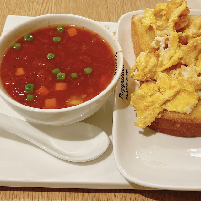 Macaroni Tomato Soup with Toast and Scrambled Eggs