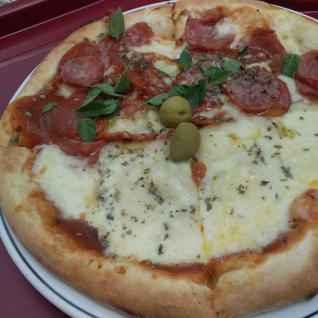 Pizza Don Patroni Com Mussarela