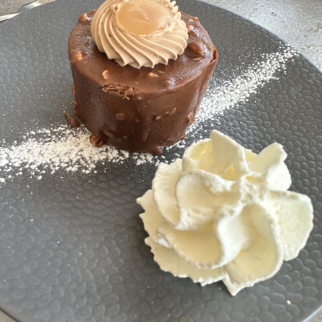 Café Gourmand