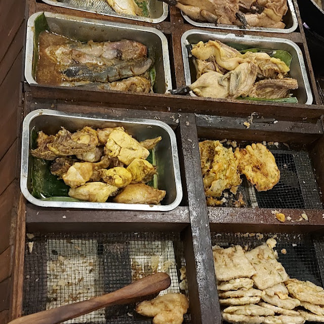 Aneka Lauk