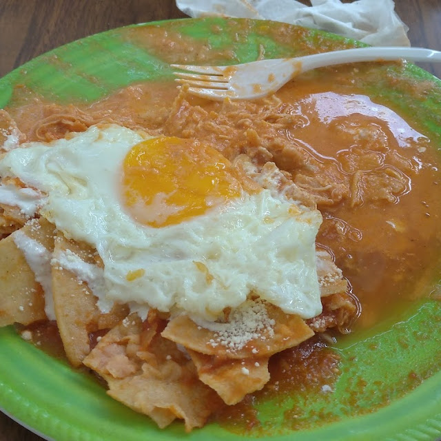 Chilaquiles Con Huevo
