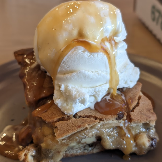 Cookie a La Mode