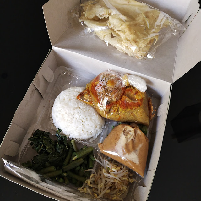 Nasi Pecel Nasi Sayur