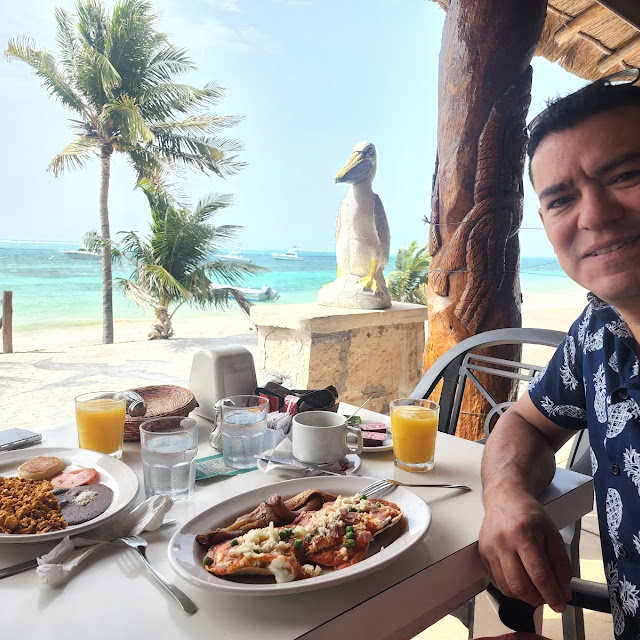 Huevos Motuleños