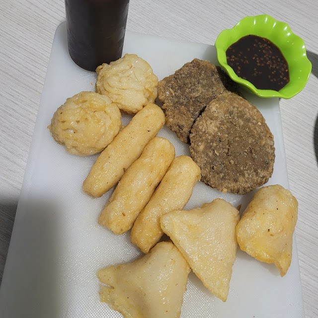 Pempek Campur