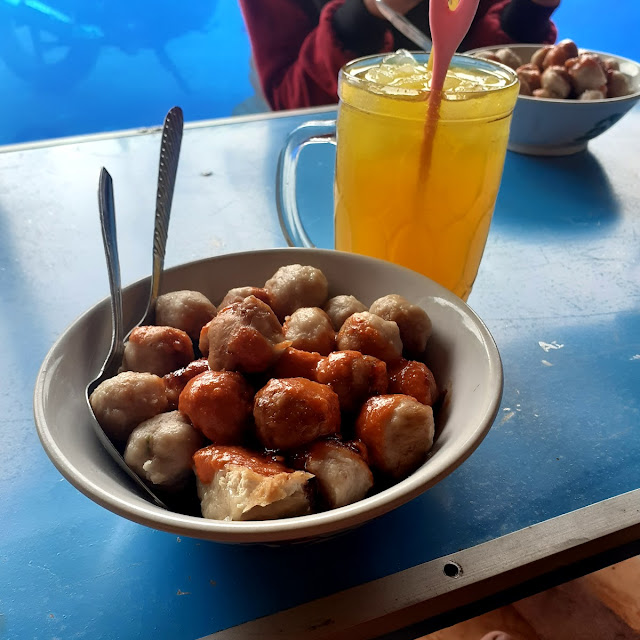 Pentol Dan Tahu