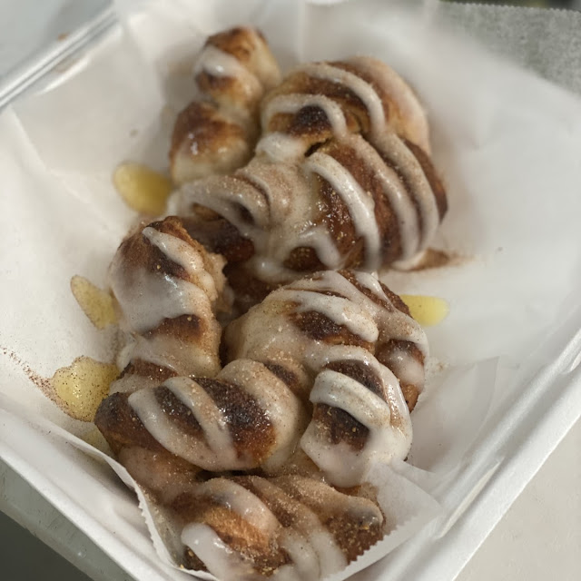 Cinnamon Knots