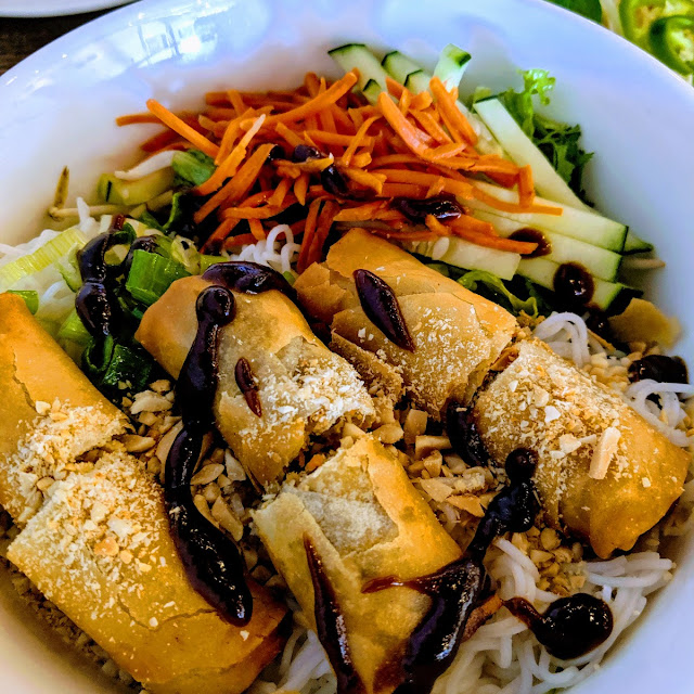 Egg Rolls Vermicelli