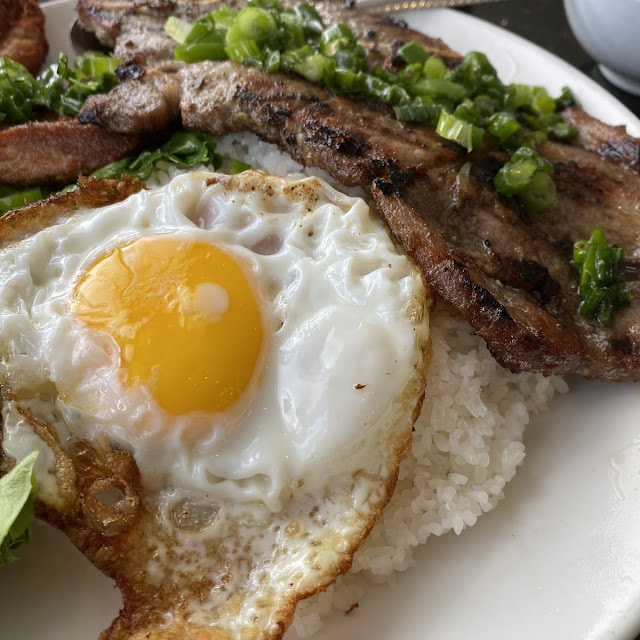 Fried Chicken Grilled Pork Chop with Lemongrass on Steamed Rice