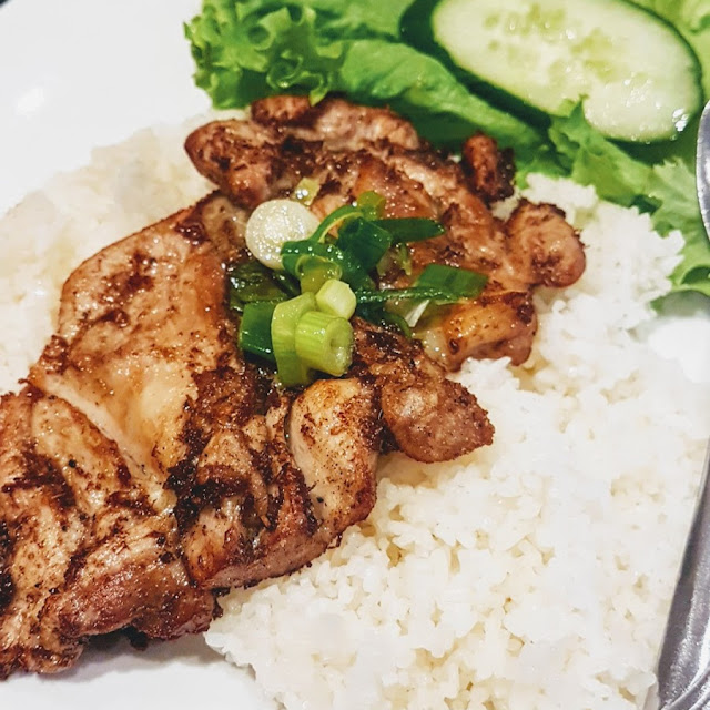 Fried Chicken Lemongrass with Rice