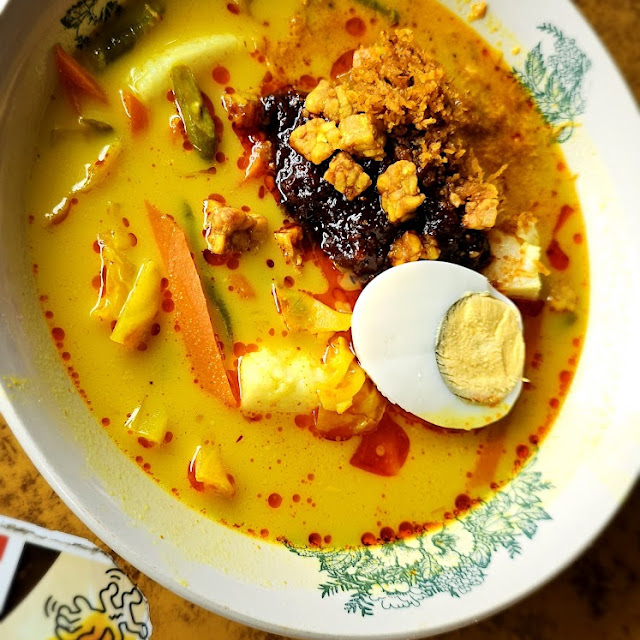 Lontong