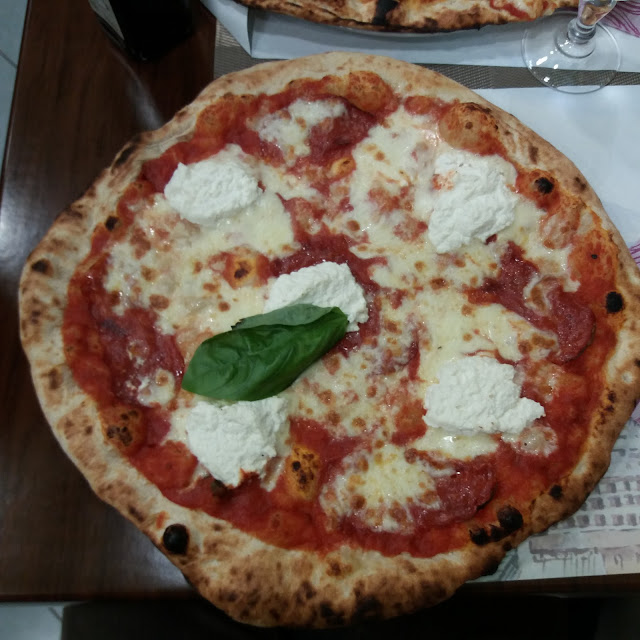 Pizza Ricotta E Salame Piccante