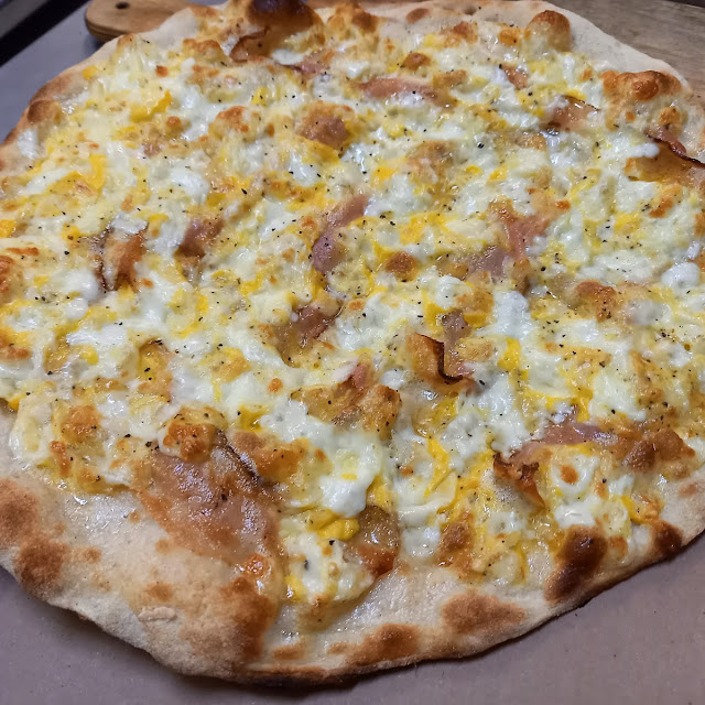 Pizza Patate E Salsiccia