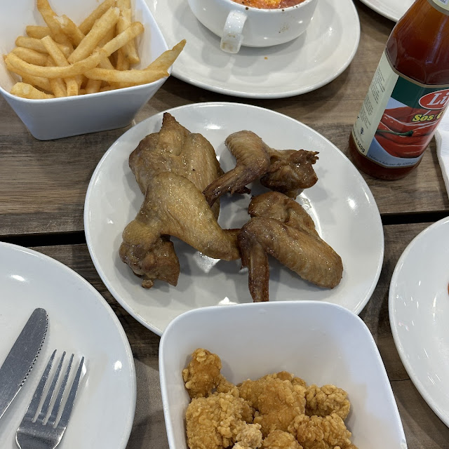 Deli Wings