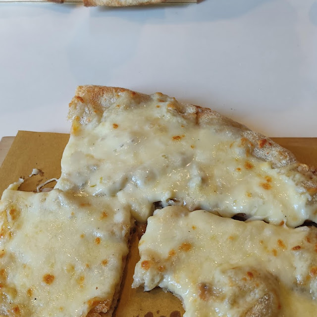 4 Formaggio