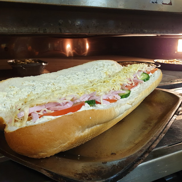 111 Schinken Baguette