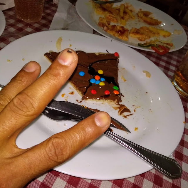 Pizza Doce de Chocolate Com Recheio de mm