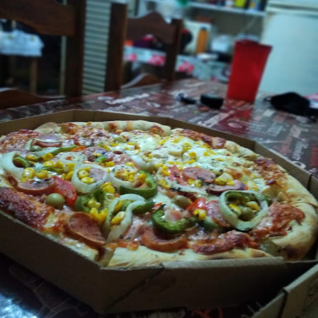 Pizza ½ Moda ½ Frango Com Palmito