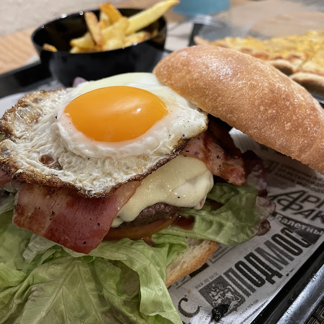 Hamburguesa de la Casa Bomba