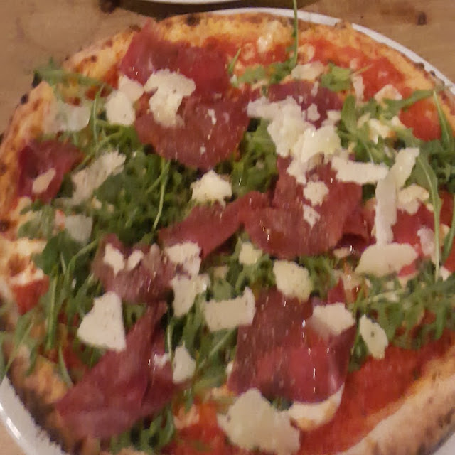 Pizza Vegetariana E Pizza Margherita