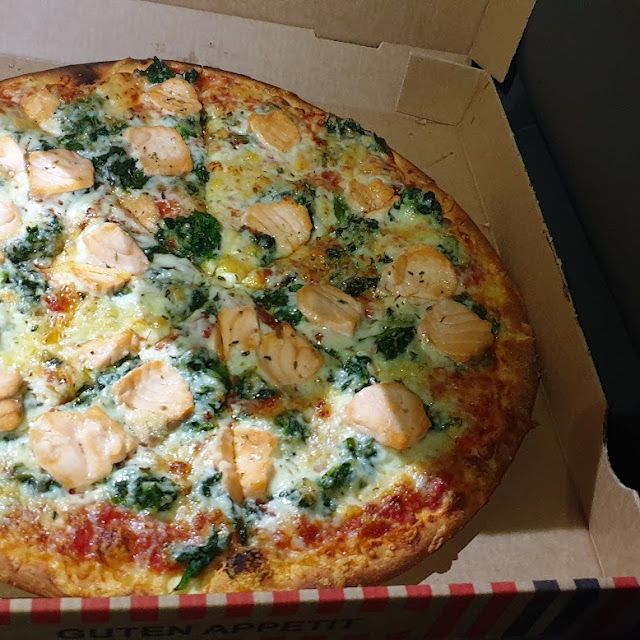 Salmon Pizza