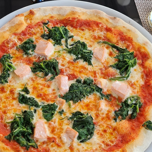Pizza Spinat Mit Lachs