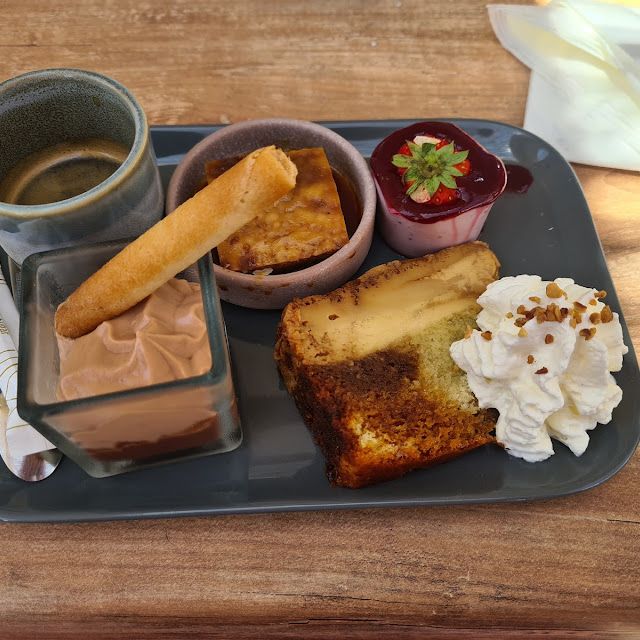 Café Gourmand