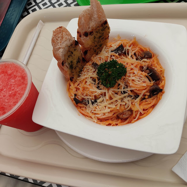 Pasta Napolitana Con Champiñones