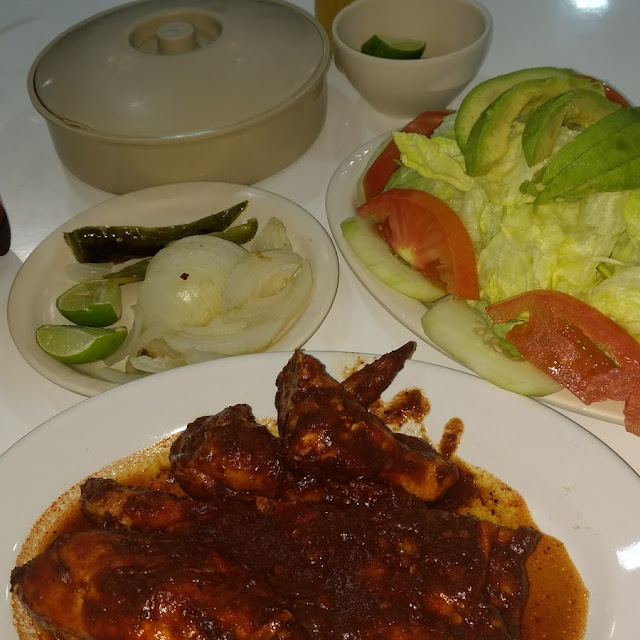 1 Pollo Enchilado