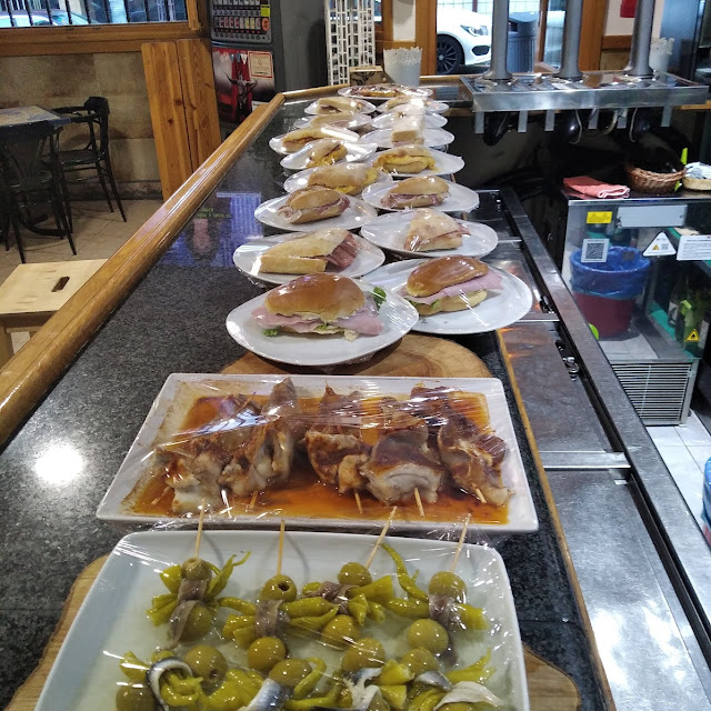 Pinchos Variados