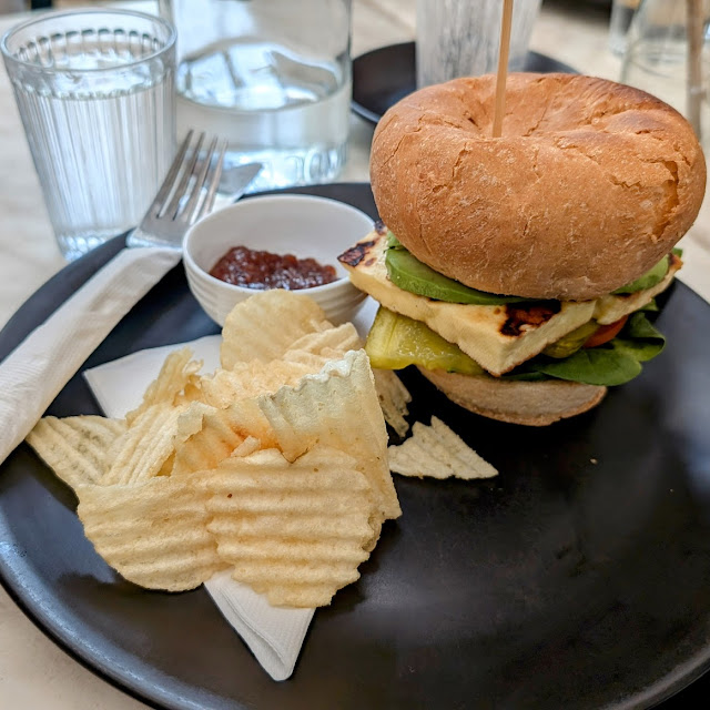 Haloumi Burger