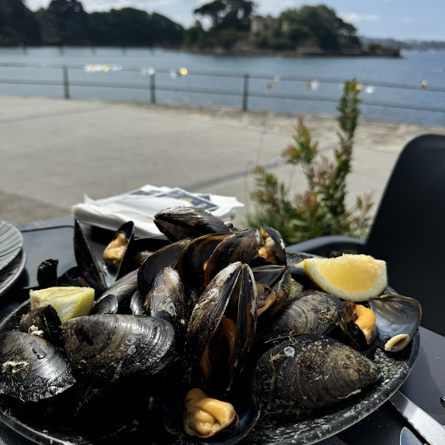 Mejillones Al Vapor