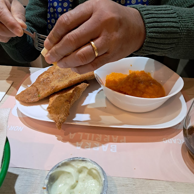 Pescado Frito Con Puré de Calabaza