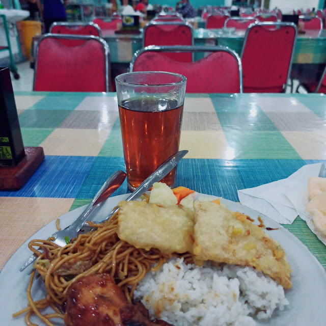 Hidangan Wisatawan