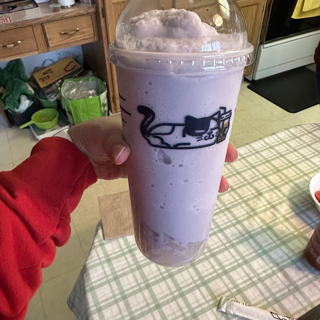 Taro Smoothie with Lychee Jelly