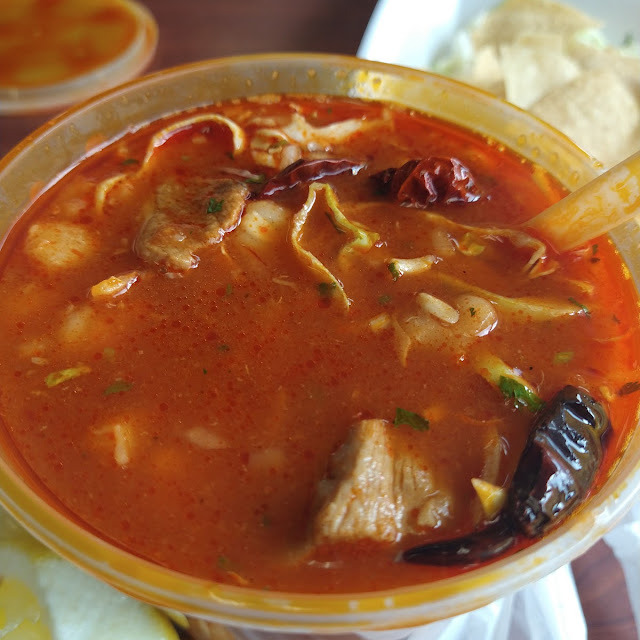 Birria En Su Caldo