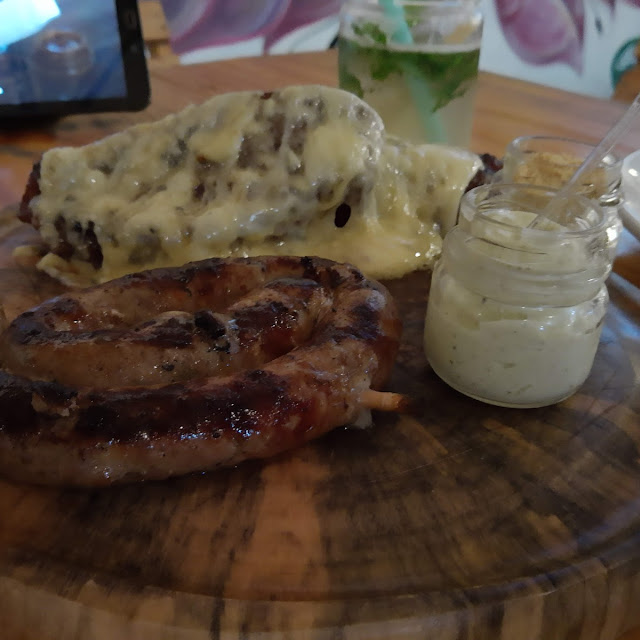 Picanha Com Queijo Gorgonzola E Linguiça