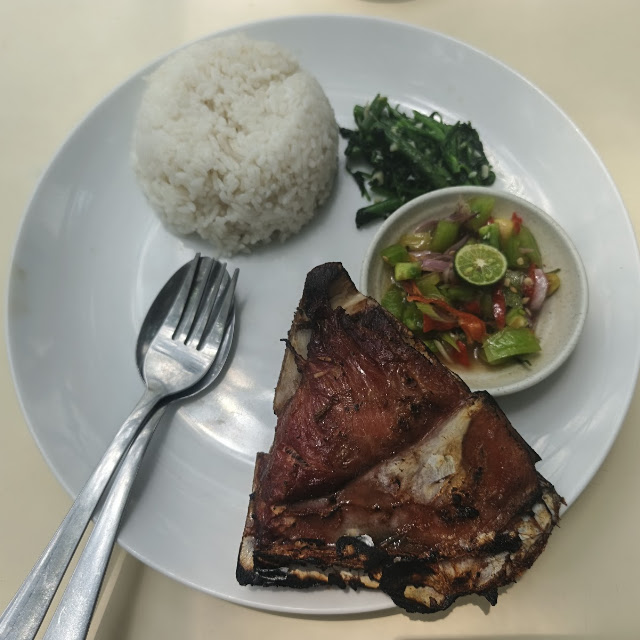 Nasi Rahang Tuna Sambal Matah