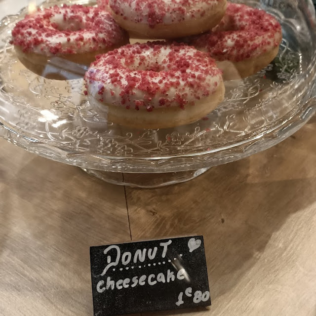 Donut Cheesecake