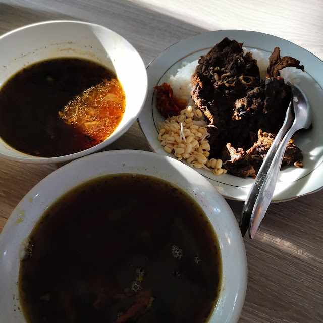 Rawon Paru Dan Rawon Biasa