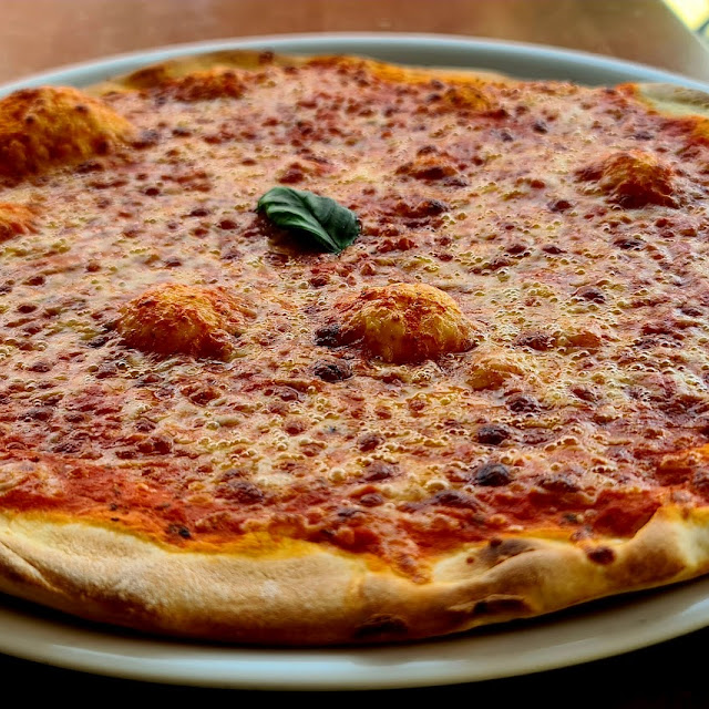 Pizza Margherita
